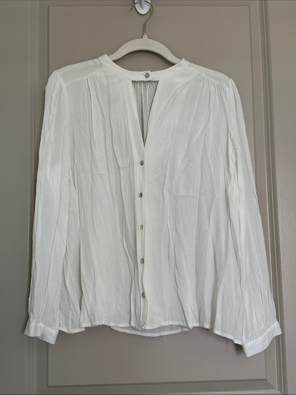 Women's White Button-Front Textured Blouse